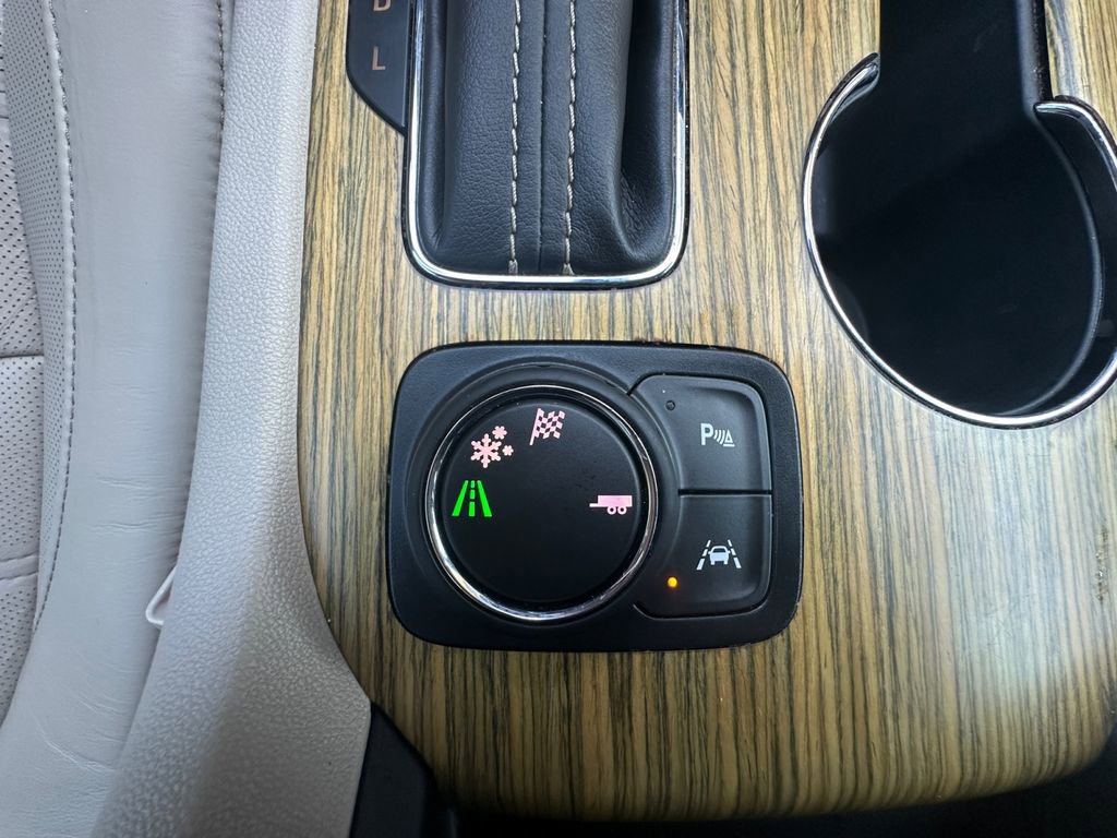 Used 2019 GMC Acadia Denali w/ Technology Package image 21