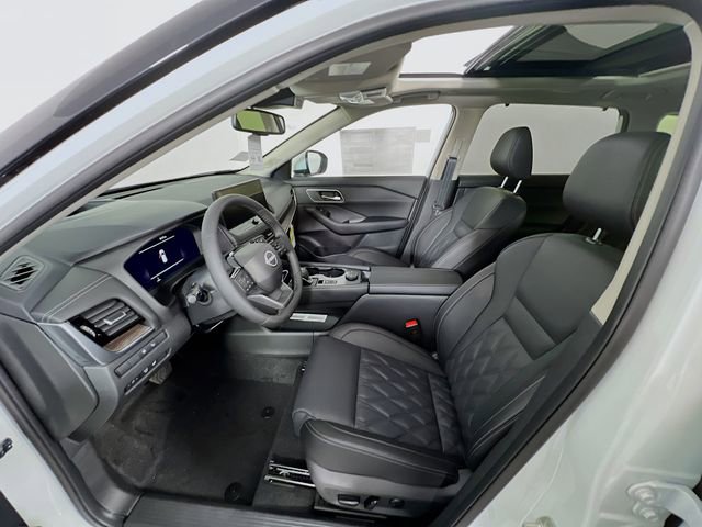 New 2025 Nissan Rogue Platinum w/ Platinum Premium Package image 19