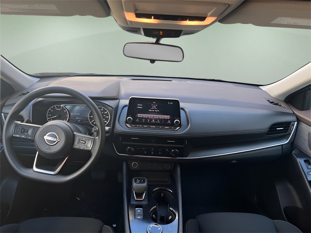 Used 2023 Nissan Rogue S image 14