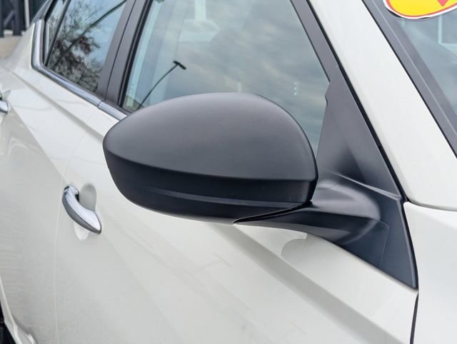 Used 2024 Nissan Altima 2.5 S image 10