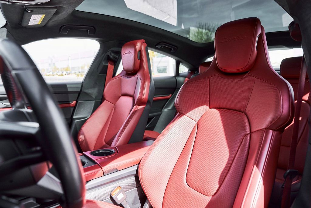 Used 2020 Porsche Taycan Turbo image 45