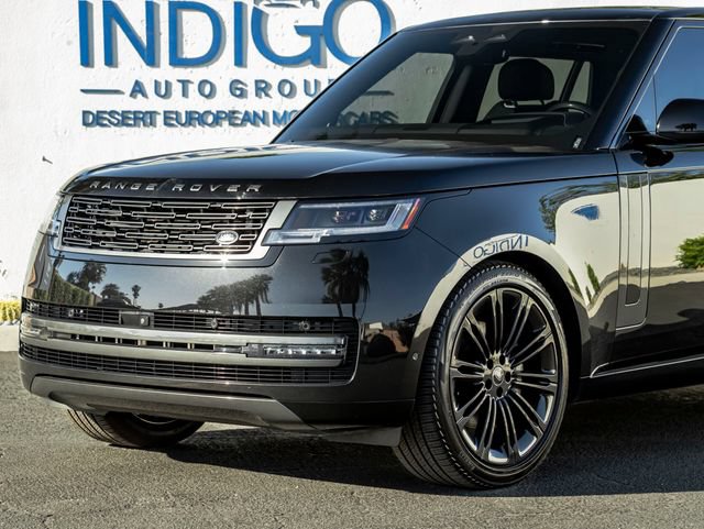 Used 2024 Land Rover Range Rover Long Wheelbase SE AWD/4WD image 2