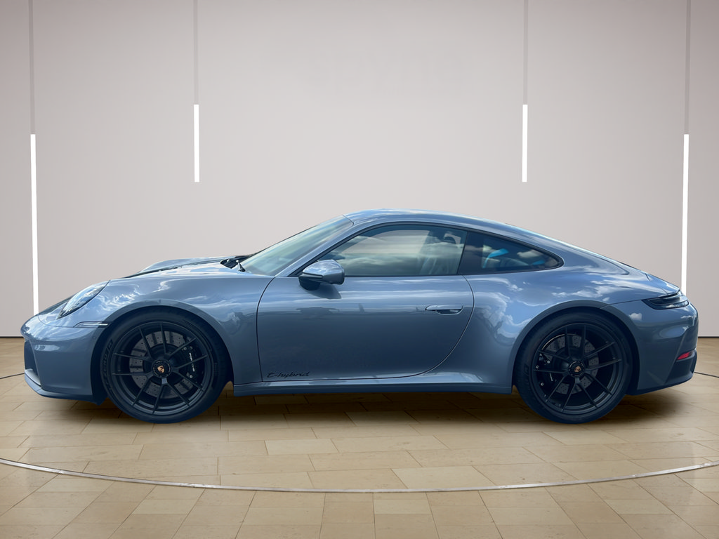 Certified 2026 Porsche 911 Carrera GTS RWD image 2