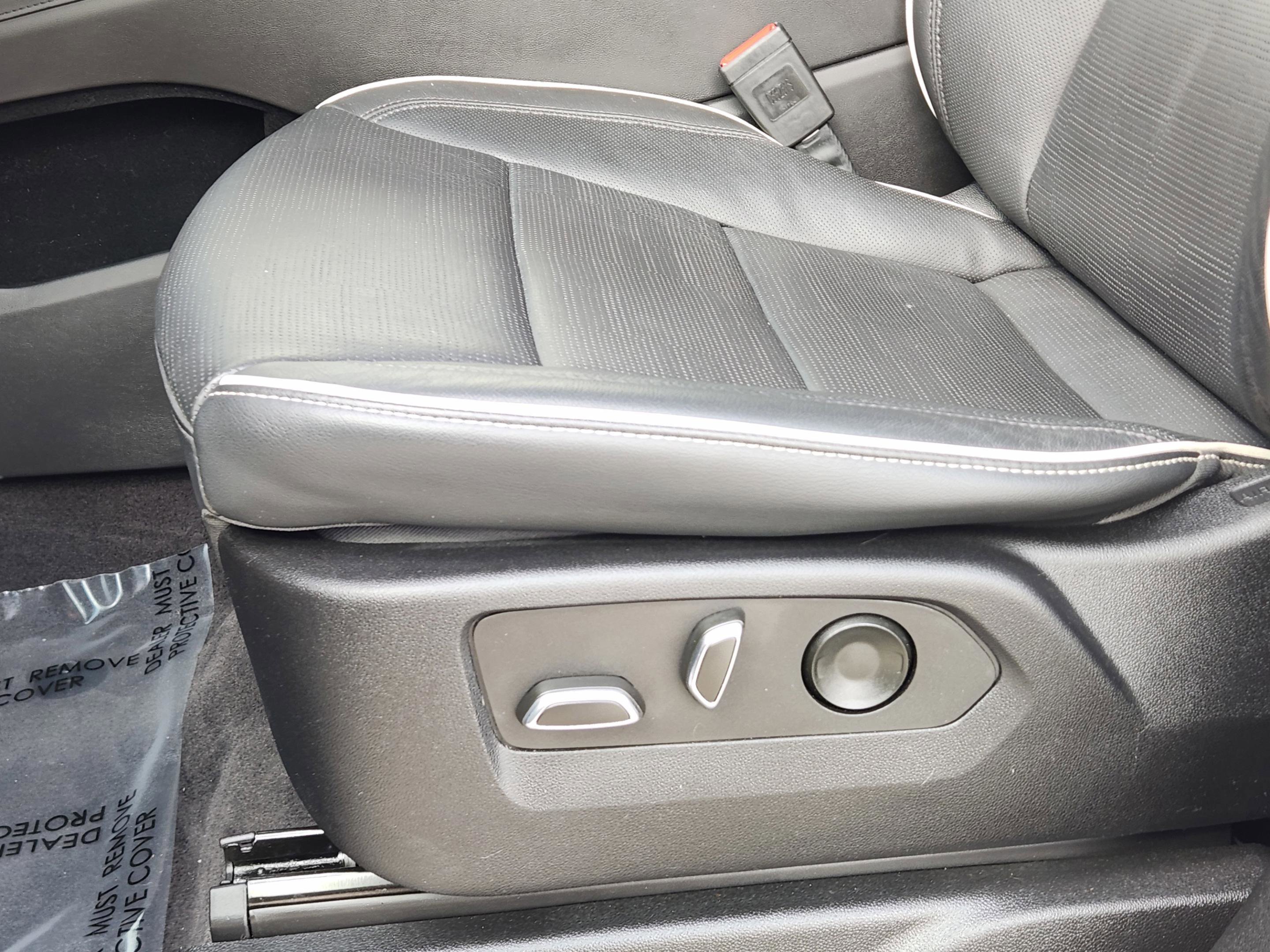 Used 2023 Cadillac Escalade ESV Sport w/ LPO, ONYX Package image 24