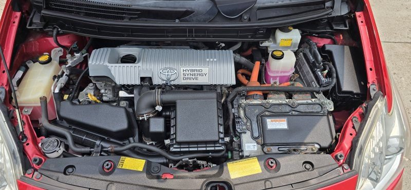 Used 2013 Toyota Prius Four w/ Deluxe Solar Roof Pkg FWD image 39