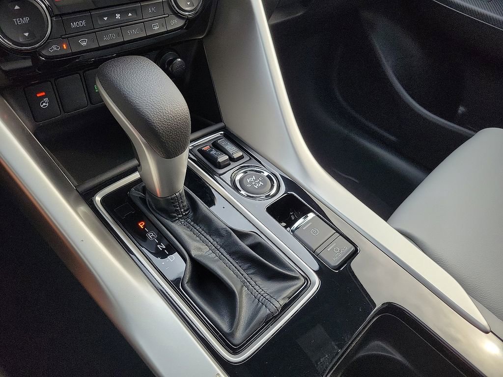 New 2026 Mitsubishi Eclipse Cross SEL AWD/4WD image 18