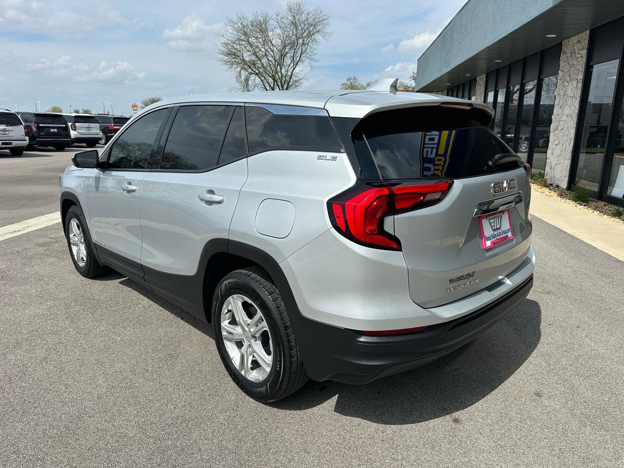 Used 2020 GMC Terrain SLE FWD image 5