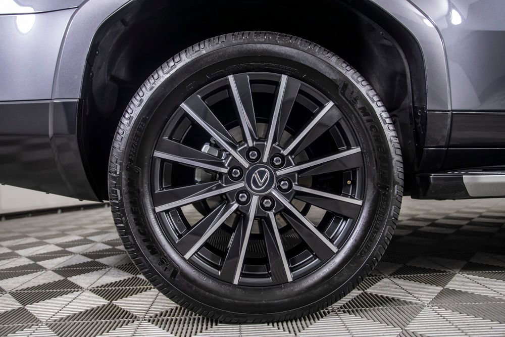 Used 2024 Lexus GX 550 550 Luxury w/ Cold Area Package image 50