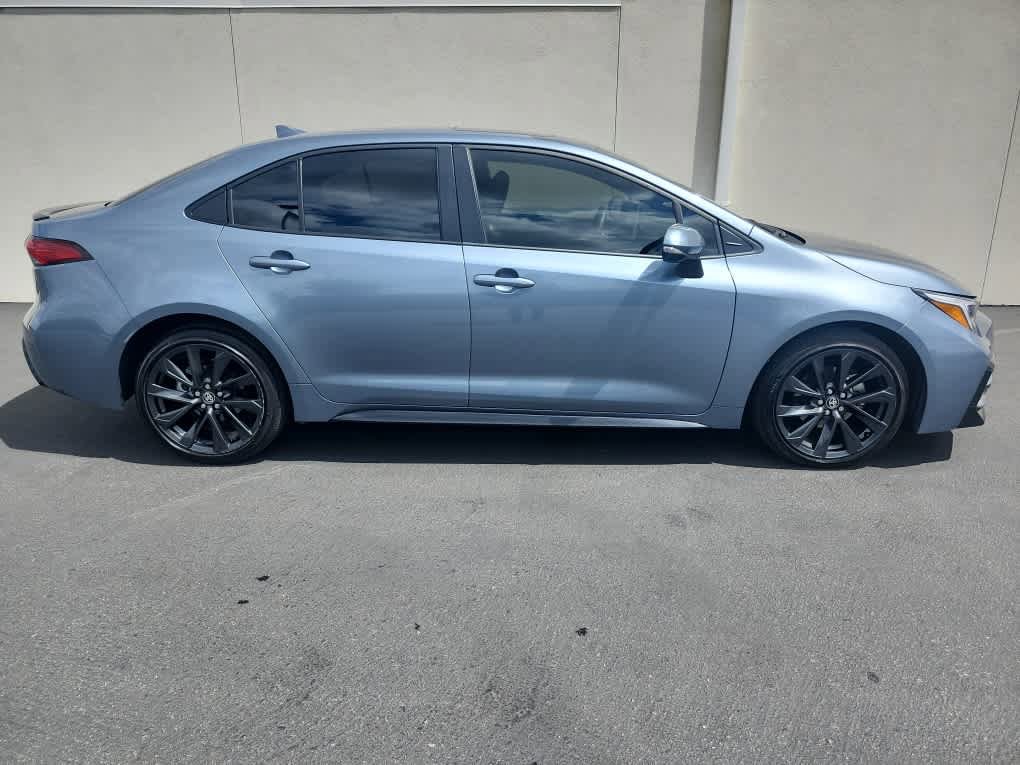 Used 2025 Toyota Corolla XSE FWD image 3