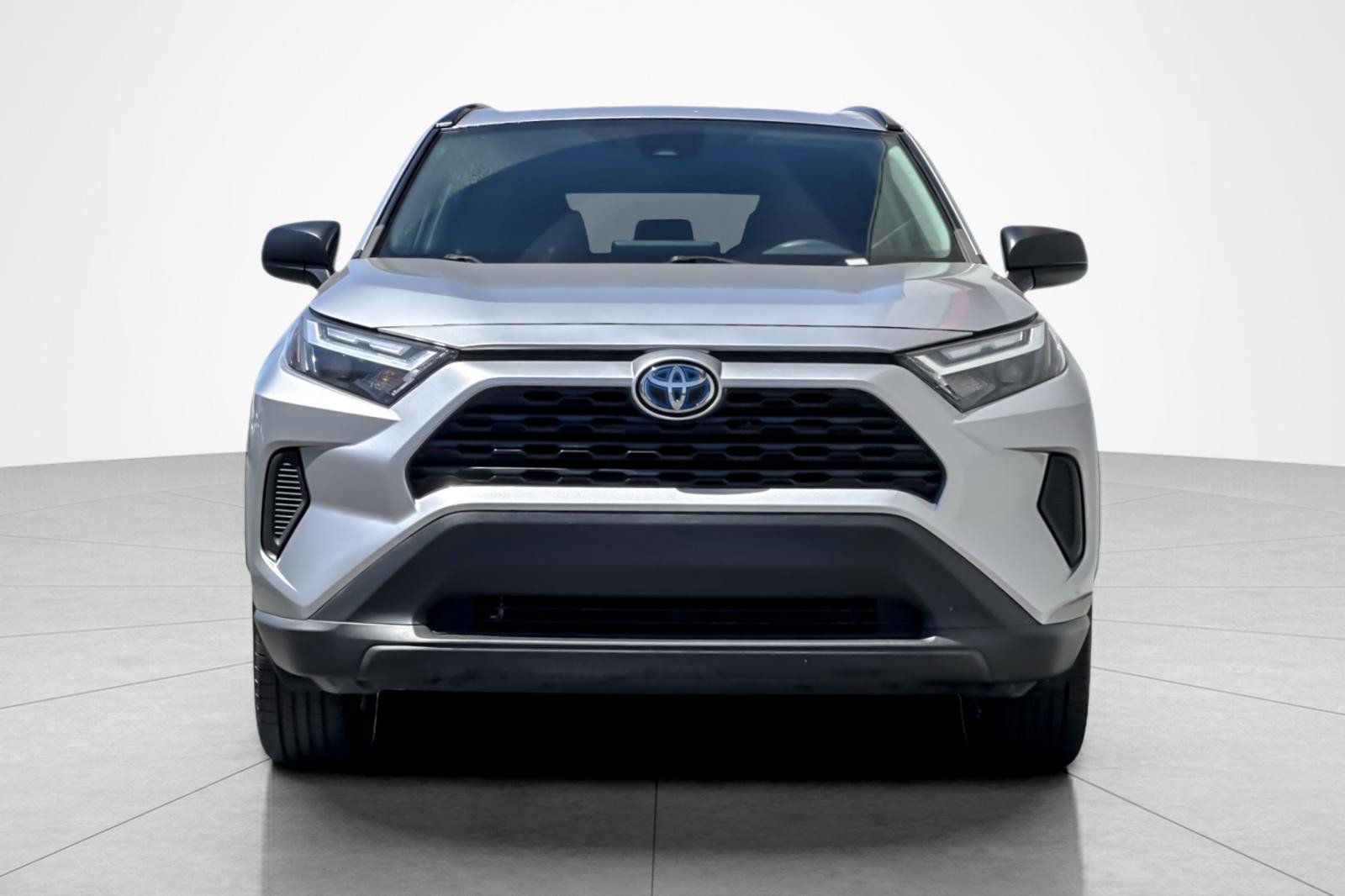 Used 2023 Toyota RAV4 LE image 8