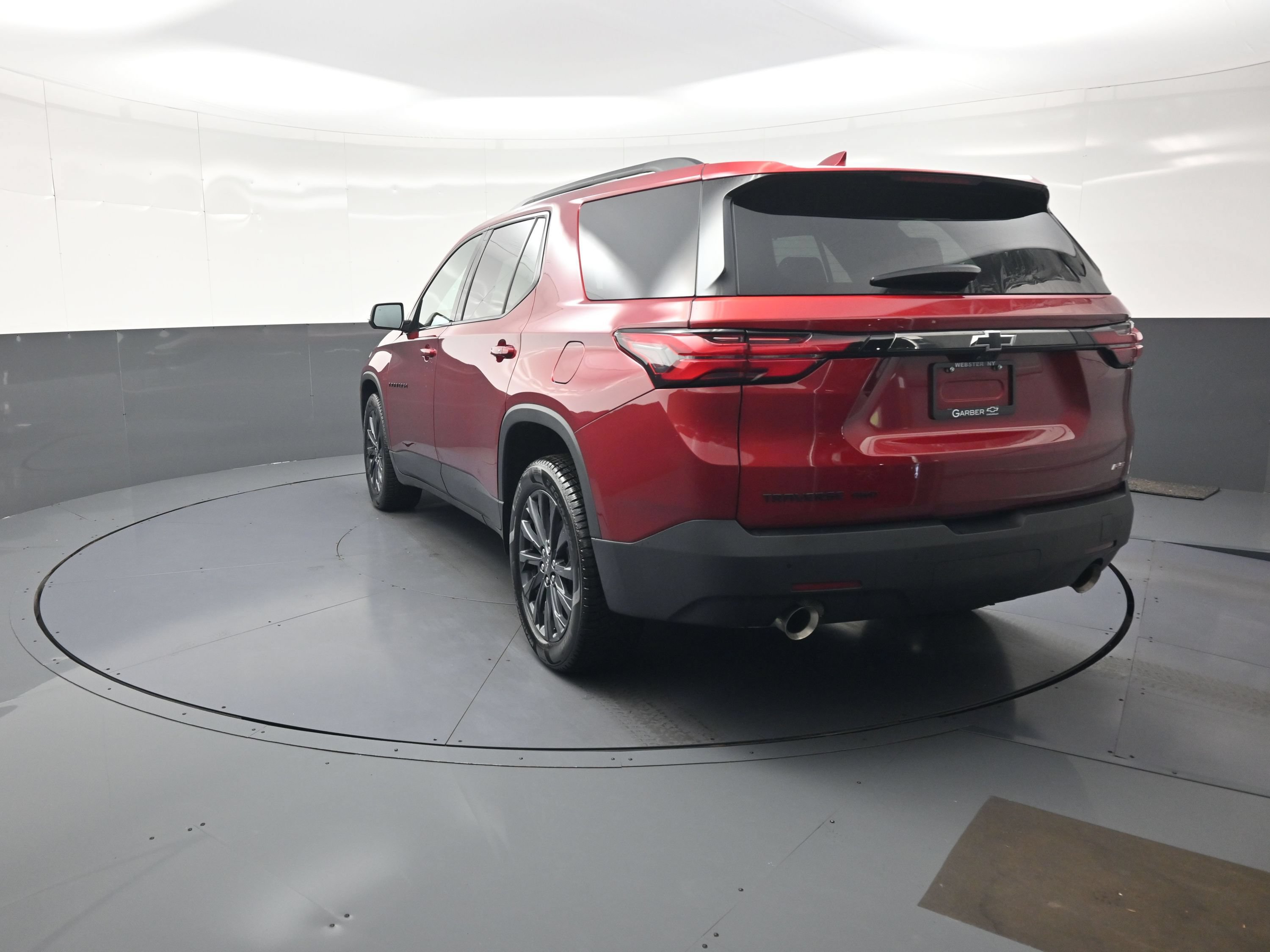Used 2023 Chevrolet Traverse RS w/ LPO, Floor Liner Package AWD/4WD image 5