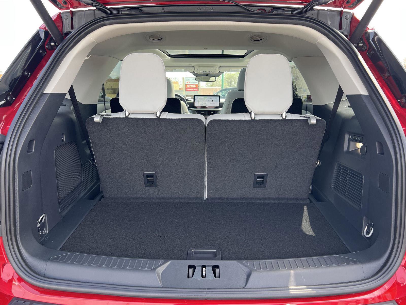 New 2026 Ford Explorer Platinum image 55