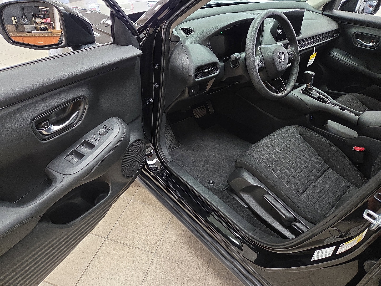 New 2026 Honda HR-V LX image 9