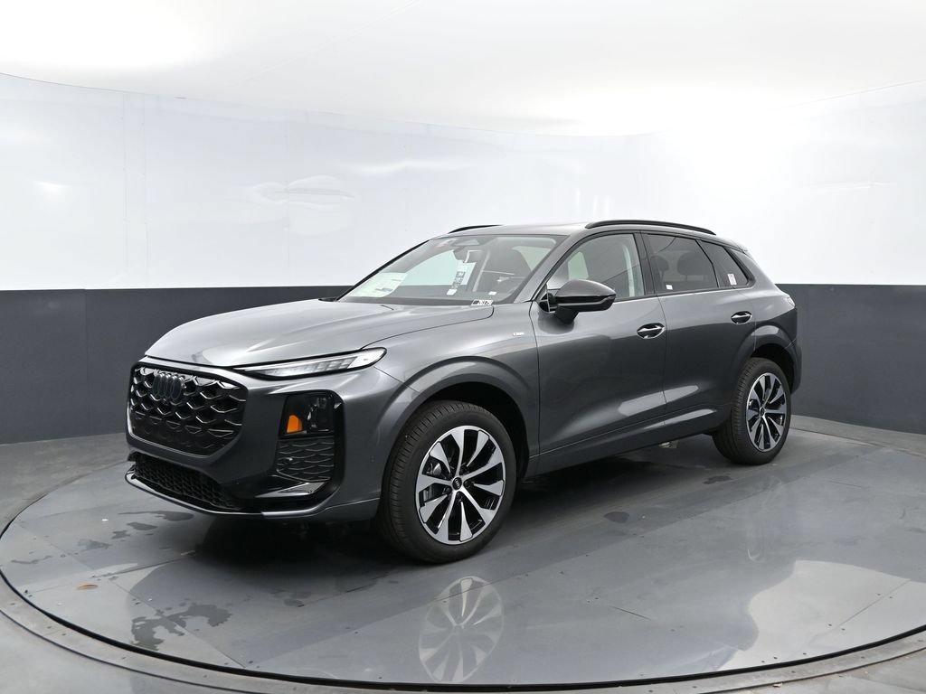 New 2026 Audi Q3 quattro 2.0T AWD/4WD image 1