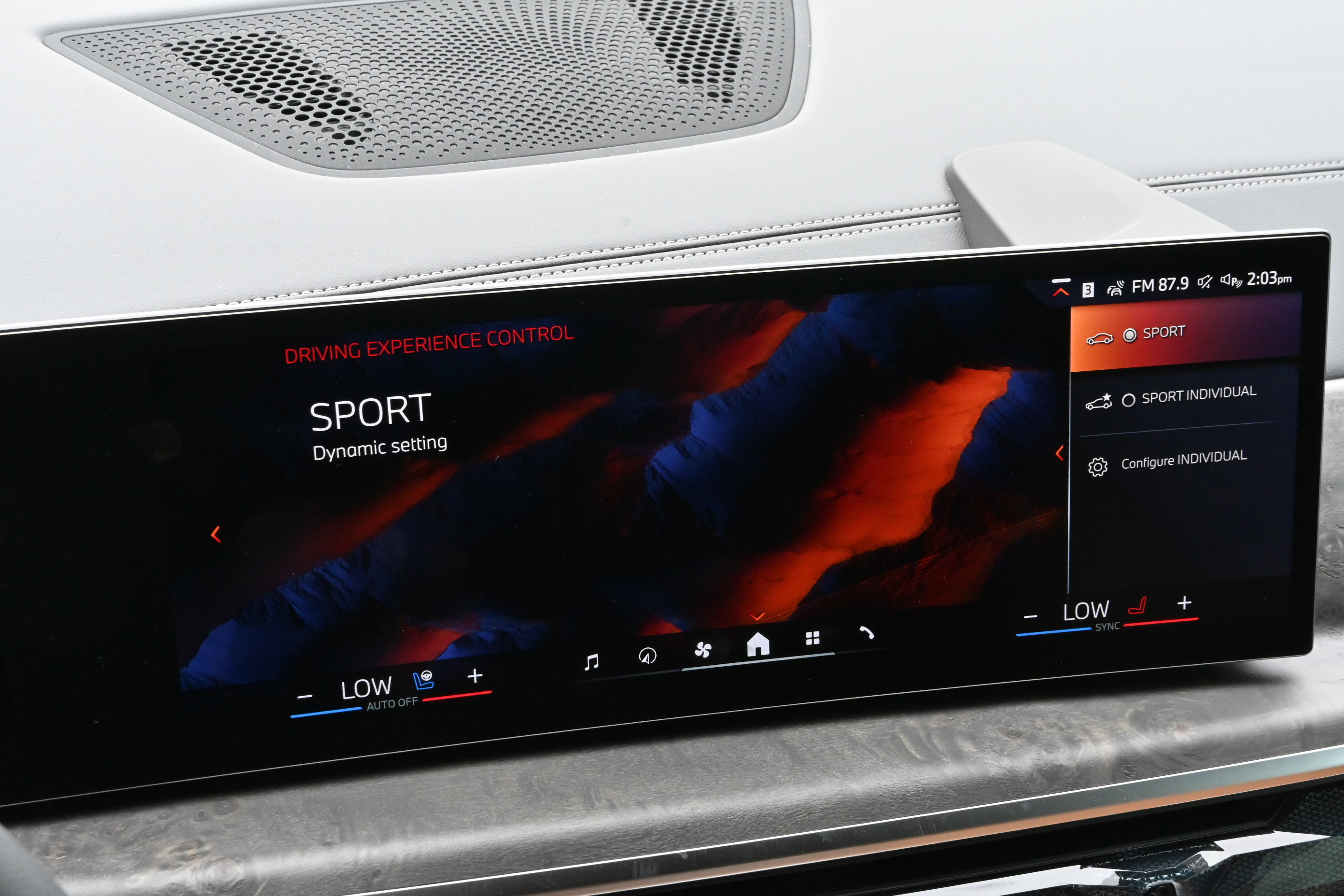 New 2026 BMW X5 xDrive50e w/ Executive Package AWD/4WD image 34