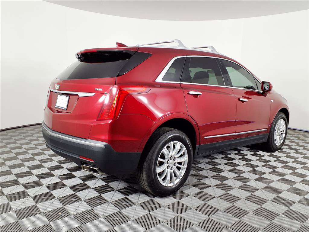 Used 2019 Cadillac XT5 FWD image 4