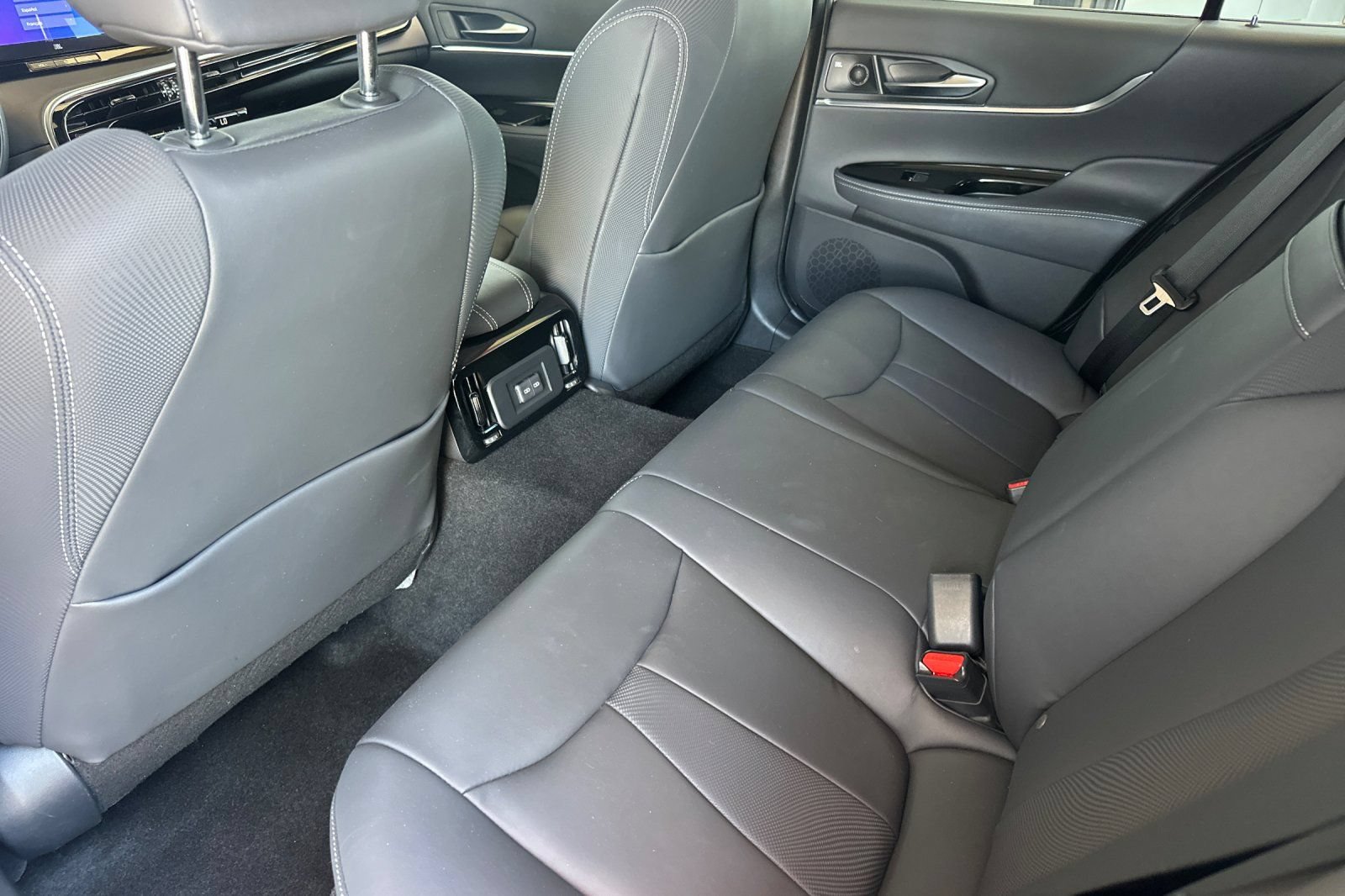 Certified 2023 Toyota Mirai w/ Advanced Technology Package RWD image 15