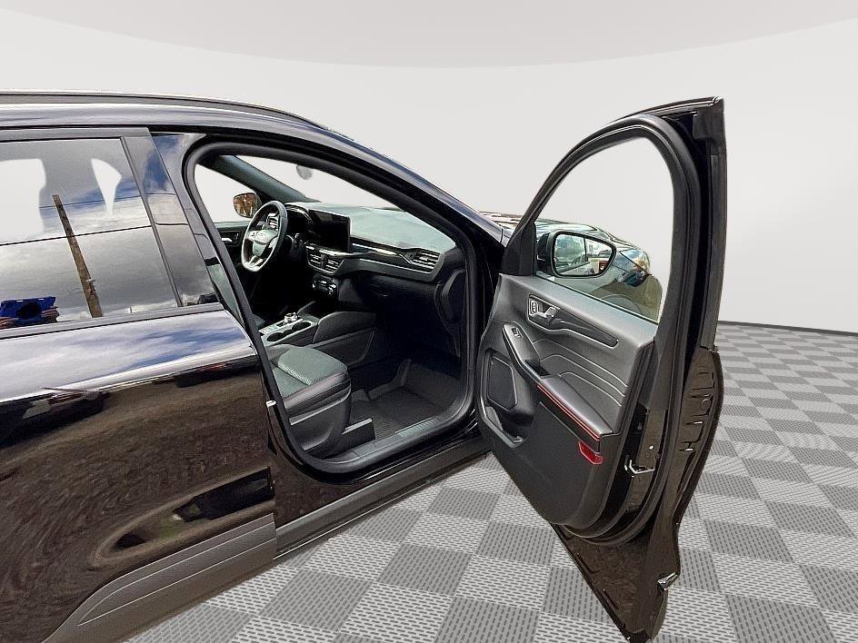 New 2026 Ford Escape ST-Line Select w/ Tech Pack #1 image 13