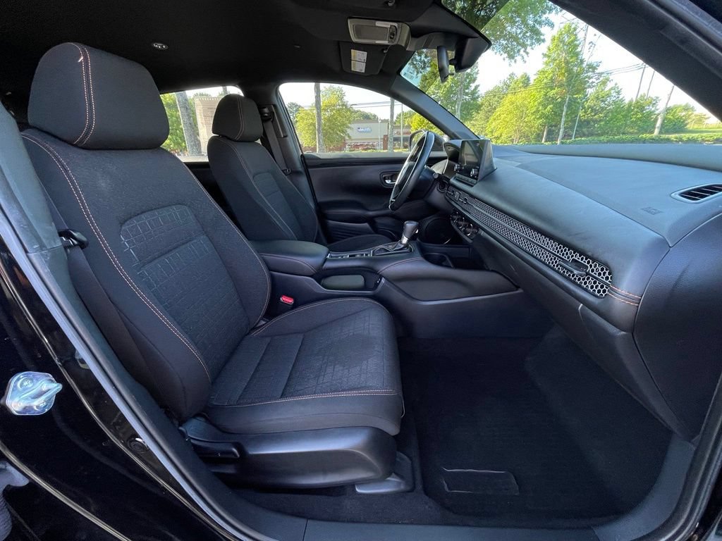 Certified 2024 Honda HR-V Sport image 32