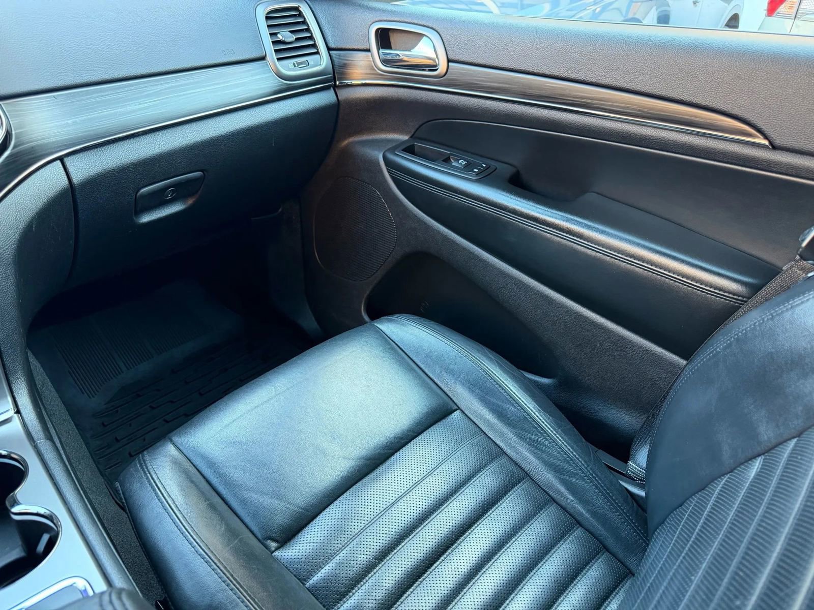 Used 2019 Jeep Grand Cherokee Limited X image 21