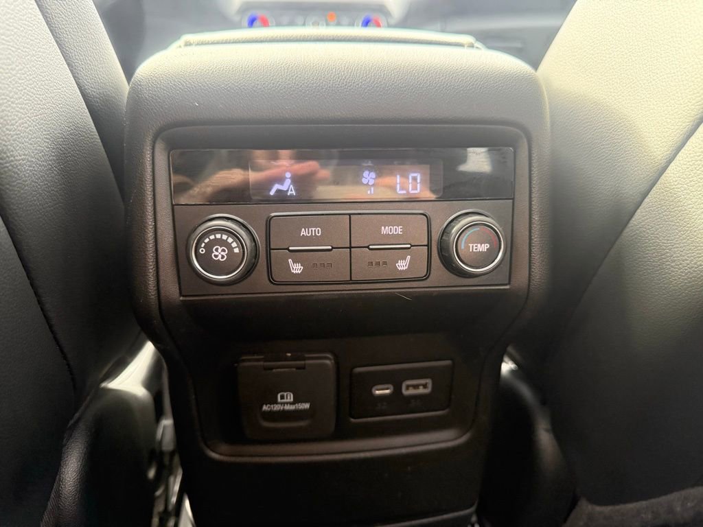 Used 2022 GMC Acadia SLT w/ Elevation Edition AWD/4WD image 37