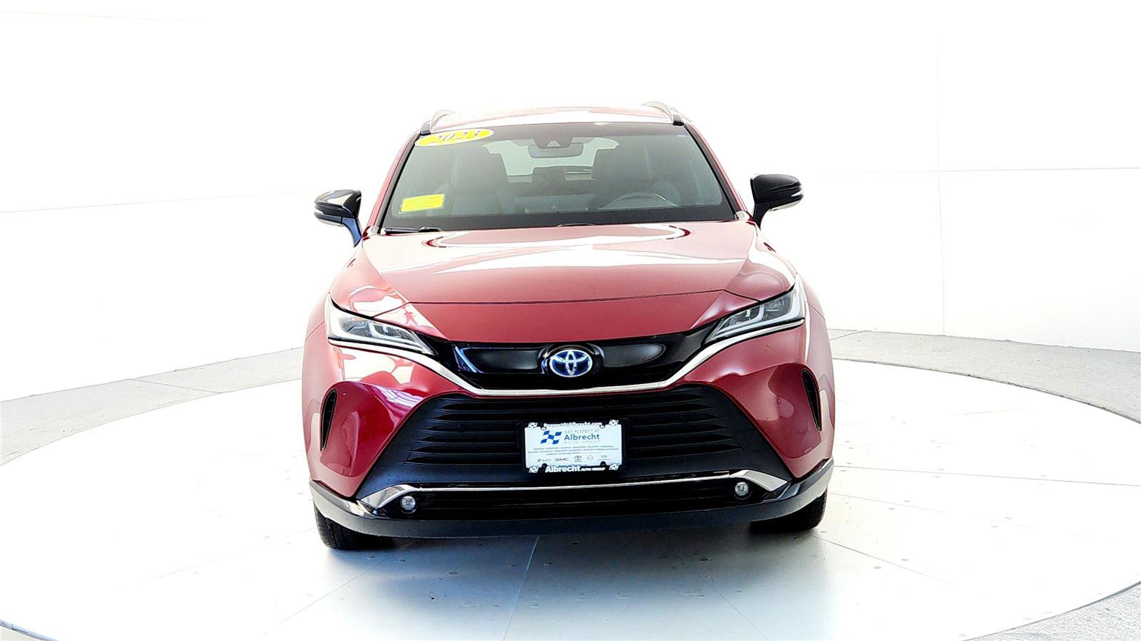 Certified 2023 Toyota Venza Nightshade image 8