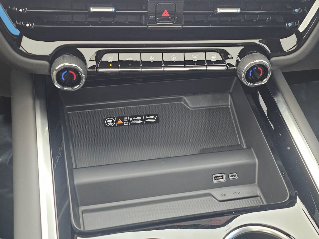 New 2026 Chevrolet Suburban High Country image 34