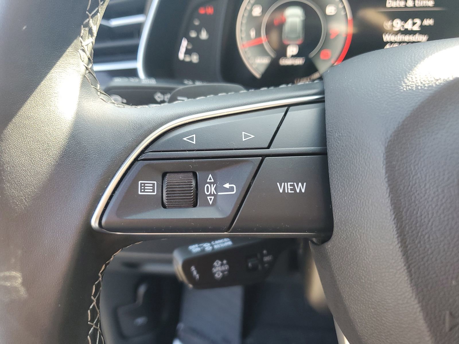 Used 2025 Audi Q8 Premium w/ Black Optic Package image 29