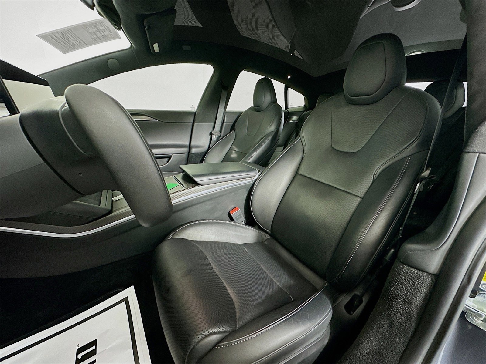 Used 2021 Tesla Model S Plaid image 18