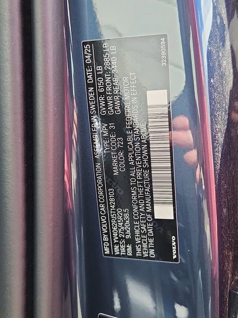 New 2026 Volvo XC90 B6 Core w/ Protection Package image 24