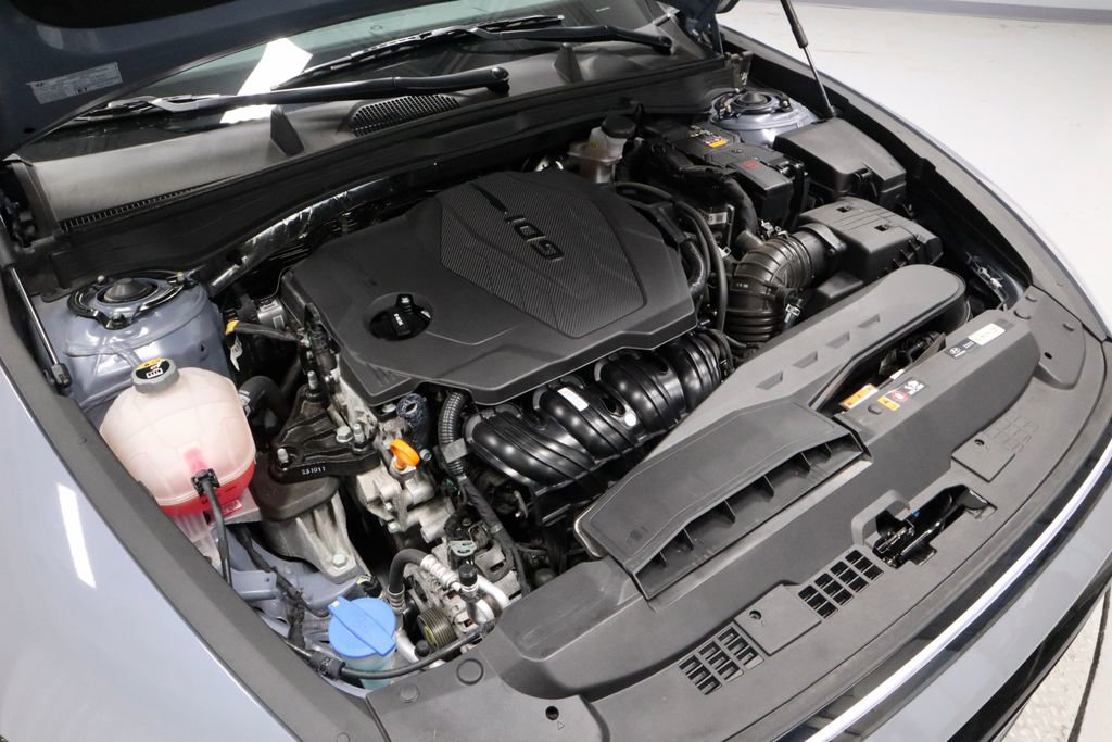 Certified 2024 Hyundai Sonata SEL w/ Convenience Package image 16