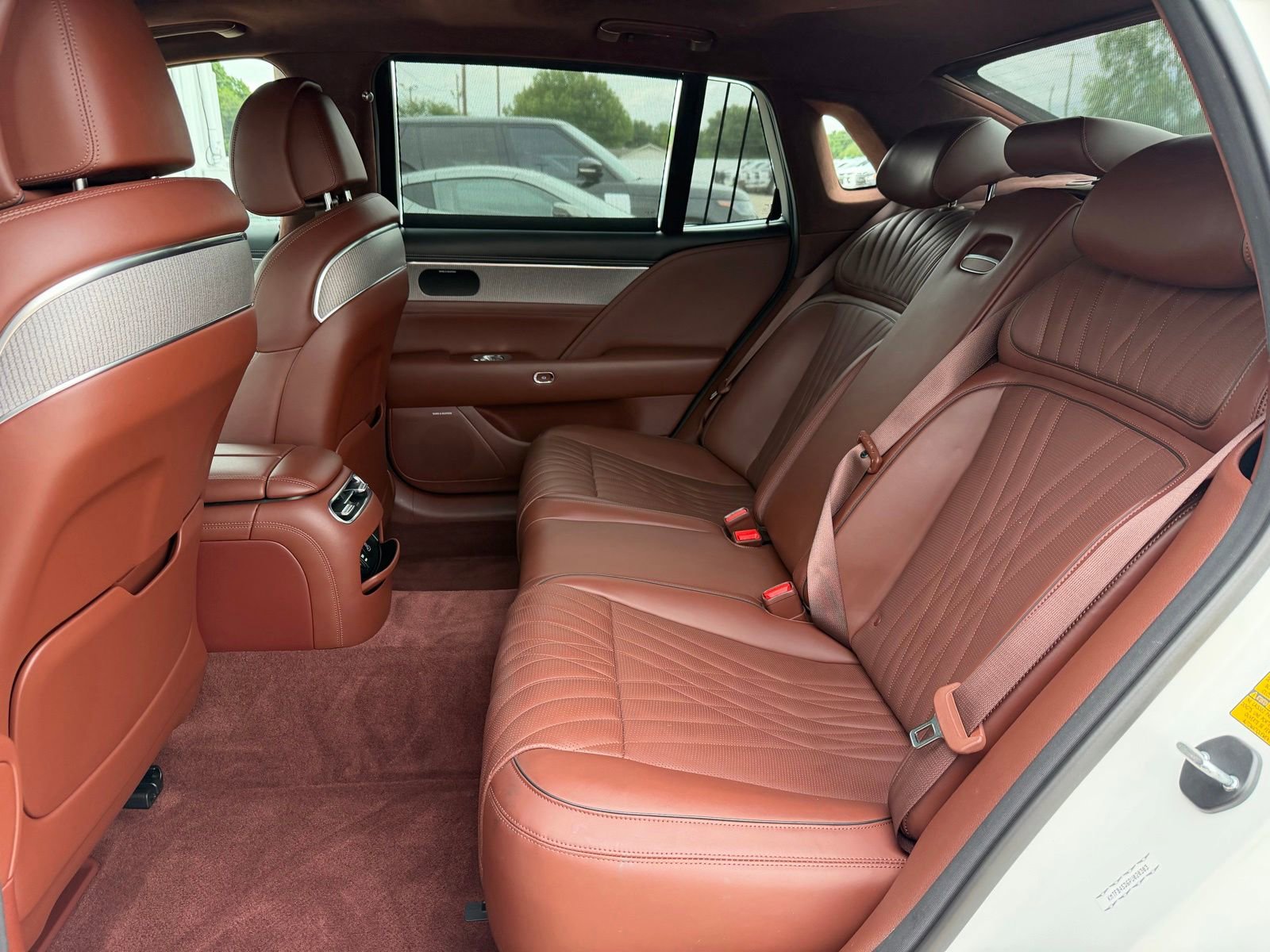 Used 2023 Genesis G90 3.5T AWD/4WD image 23