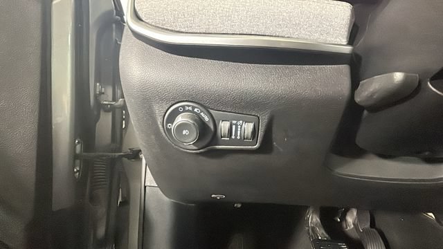 Used 2022 Jeep Compass Latitude AWD/4WD image 18