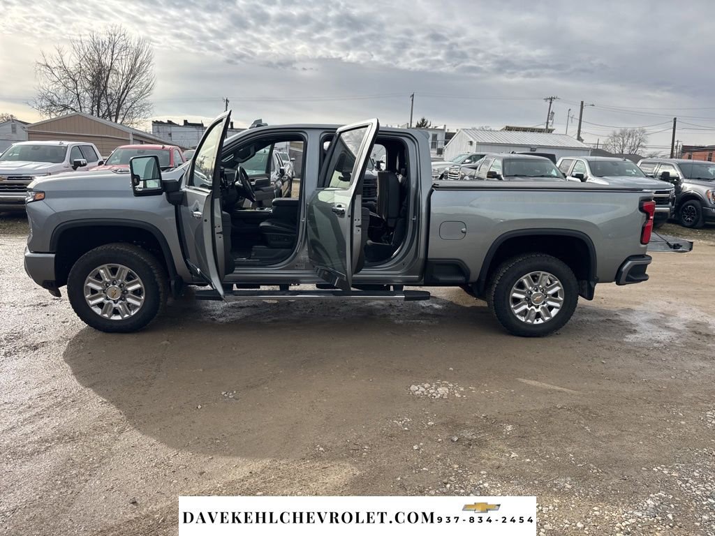 Used 2025 Chevrolet Silverado 2500 High Country w/ High Country Premium Package image 36