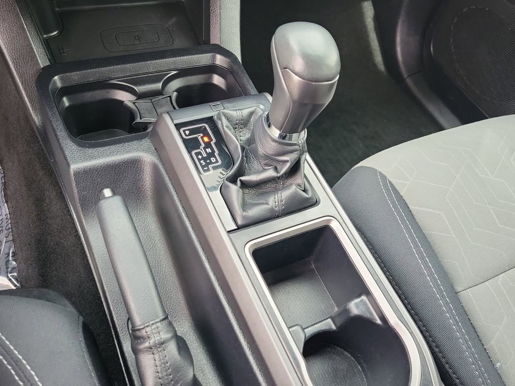 Used 2020 Toyota Tacoma TRD Off-Road w/ Technology Package image 21