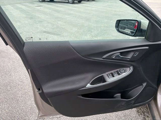Used 2023 Chevrolet Malibu RS w/ LPO, Floor Liner Package FWD image 26