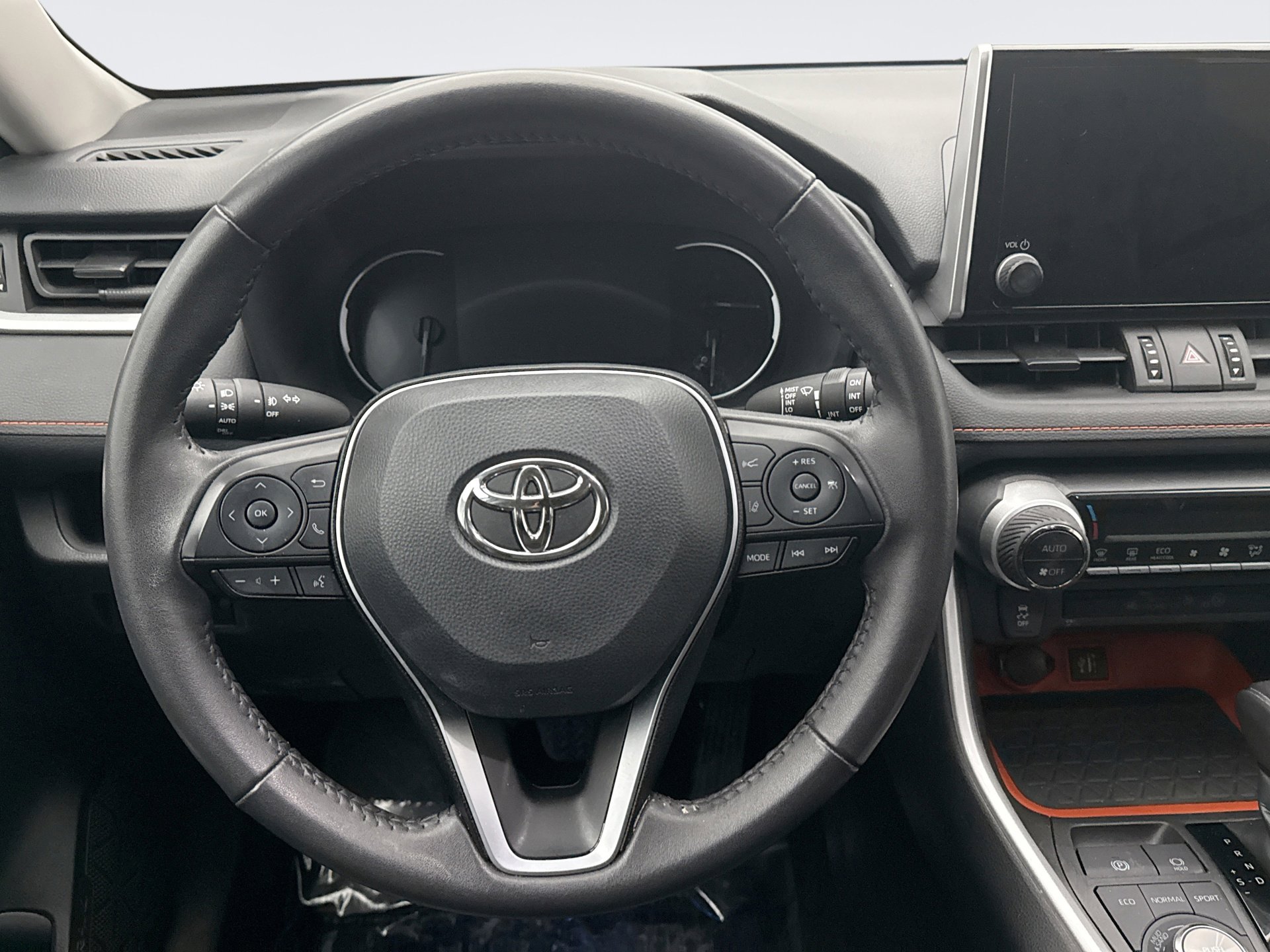 Used 2024 Toyota RAV4 Adventure image 12