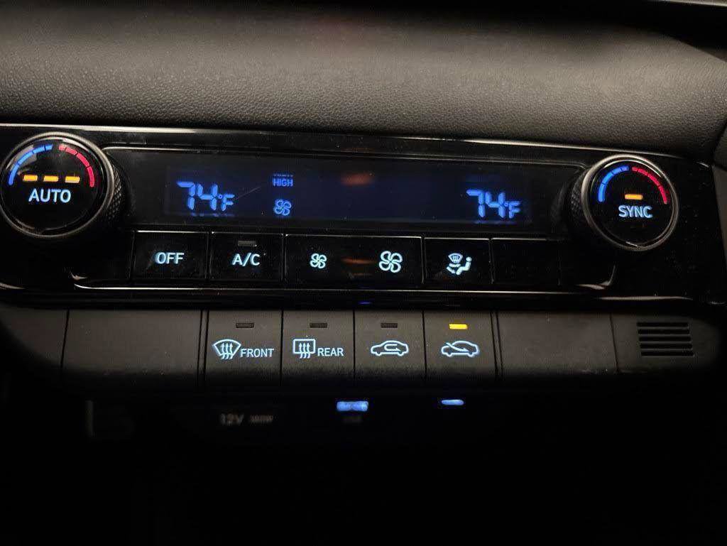 New 2026 Hyundai Elantra Sport FWD image 15
