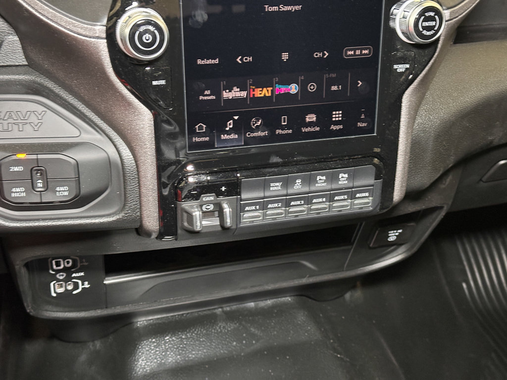 New 2026 RAM 2500 Tradesman AWD/4WD image 28