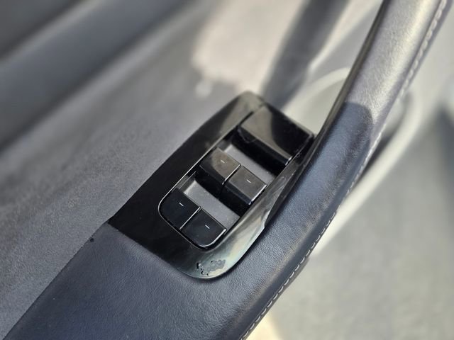 Used 2018 Tesla Model 3 Long Range image 17