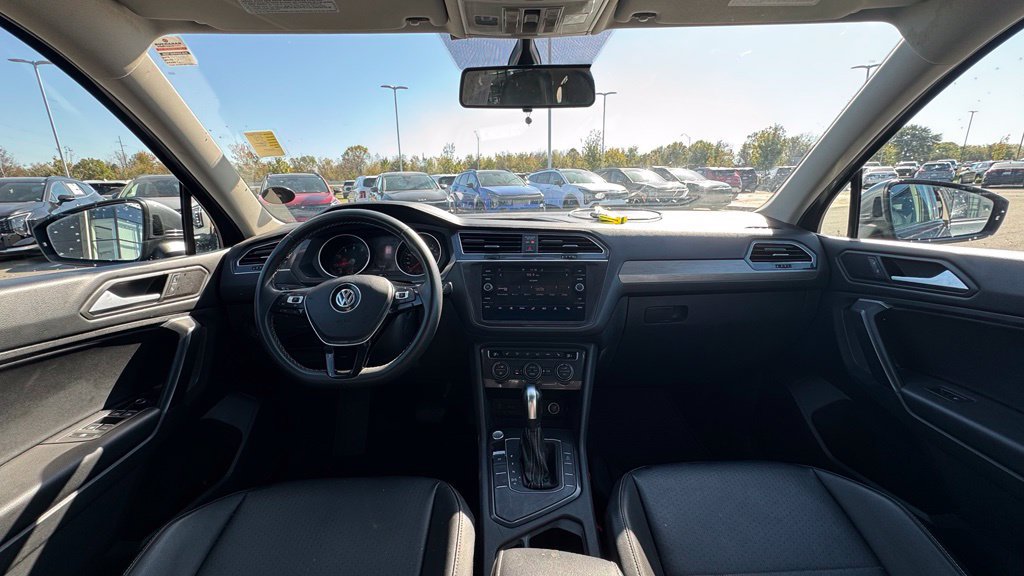 Used 2021 Volkswagen Tiguan SEL FWD image 27