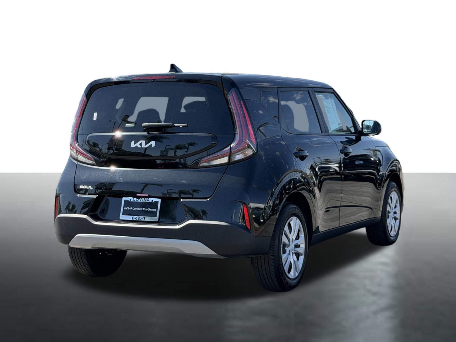 Certified 2025 Kia Soul LX FWD image 8