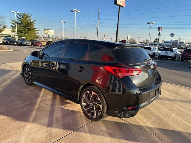 Used 2017 Toyota Corolla iM image 6