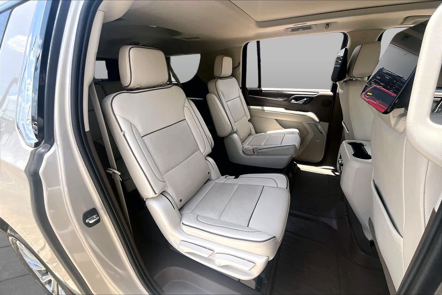 Used 2021 GMC Yukon XL Denali w/ Denali Premium Package RWD image 20