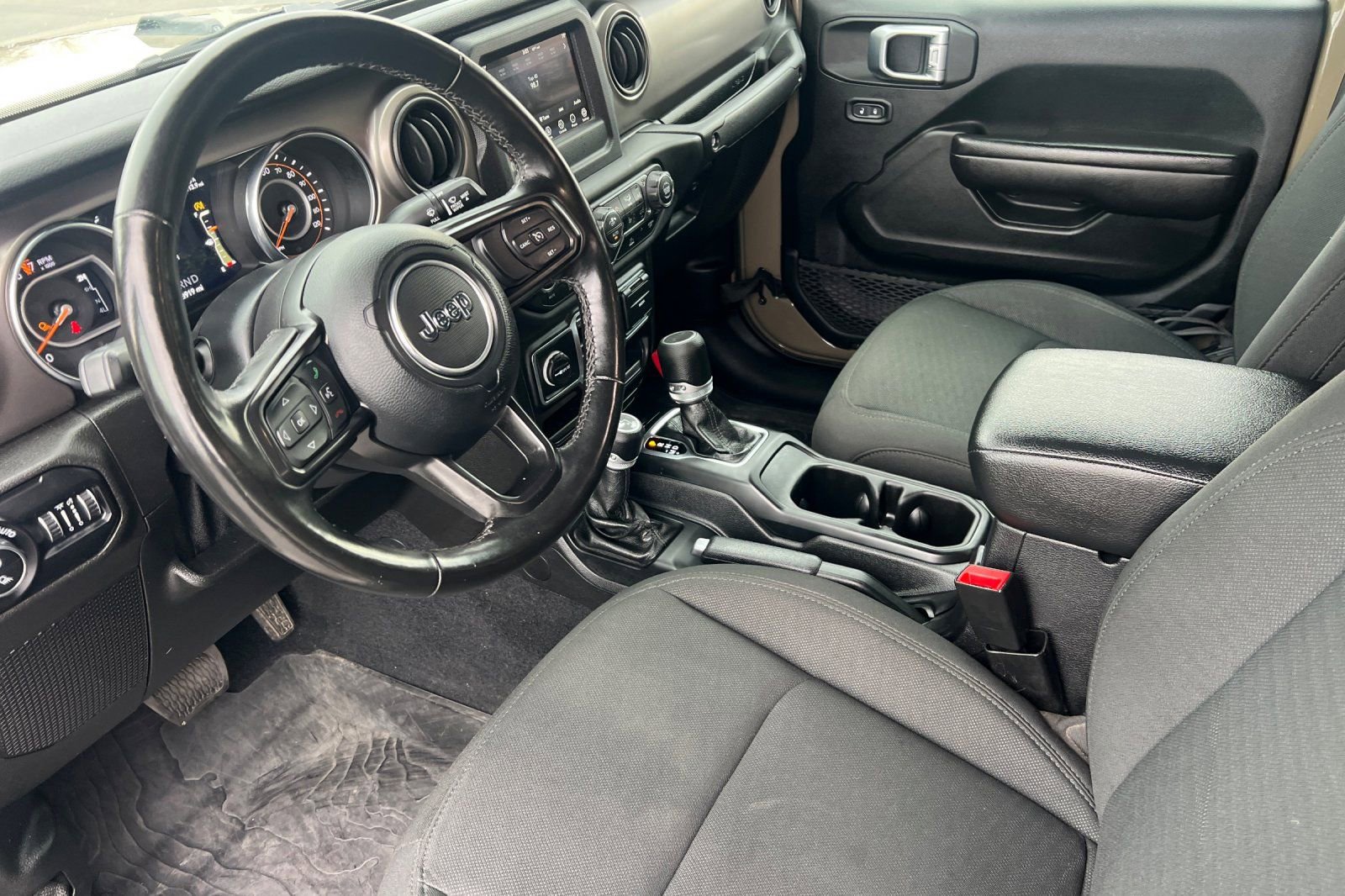 Used 2020 Jeep Gladiator Sport w/ Quick Order Package 24S image 10