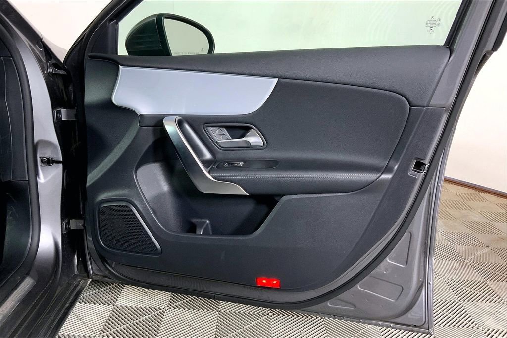 Used 2022 Mercedes-Benz A 220 image 23