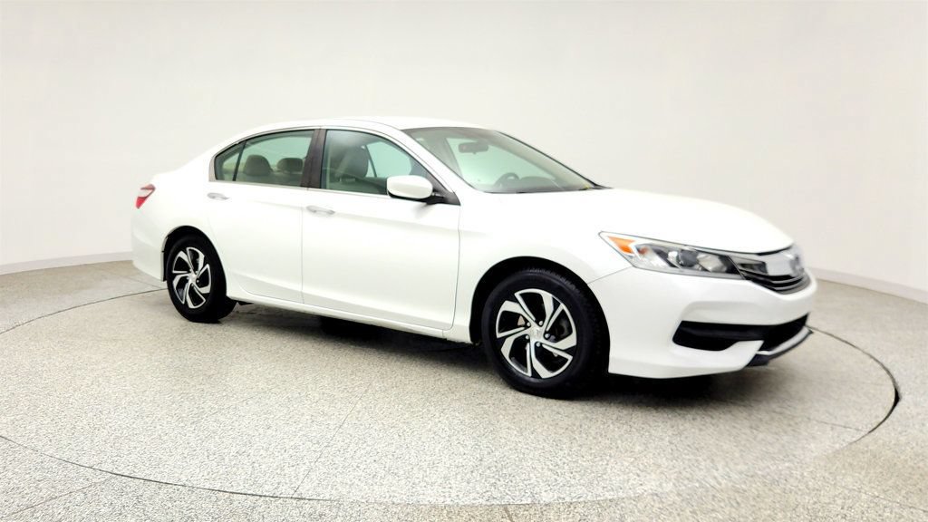Used 2017 Honda Accord LX image 3