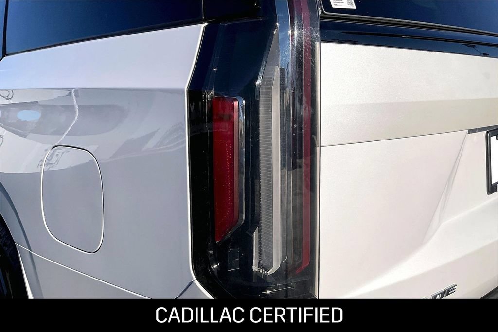 Certified 2024 Cadillac Escalade ESV V w/ Heavy-Duty Trailer Package AWD/4WD image 26