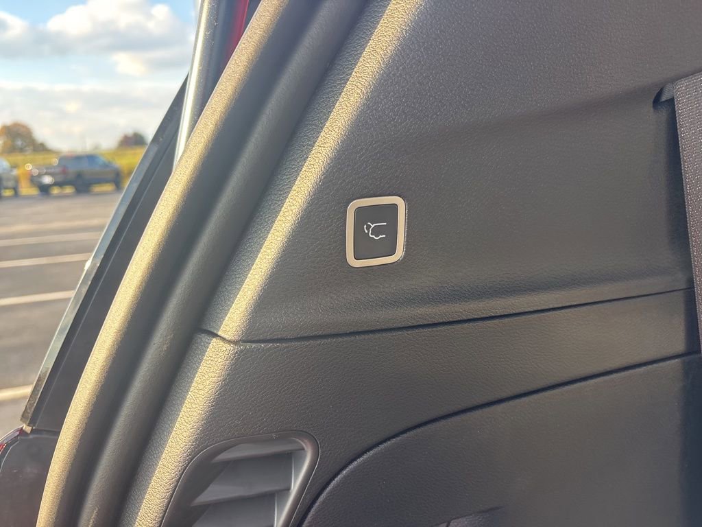 New 2026 Chrysler Pacifica Select image 6