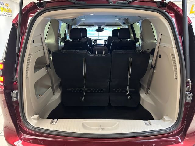 Used 2022 Chrysler Pacifica Touring-L AWD/4WD image 20